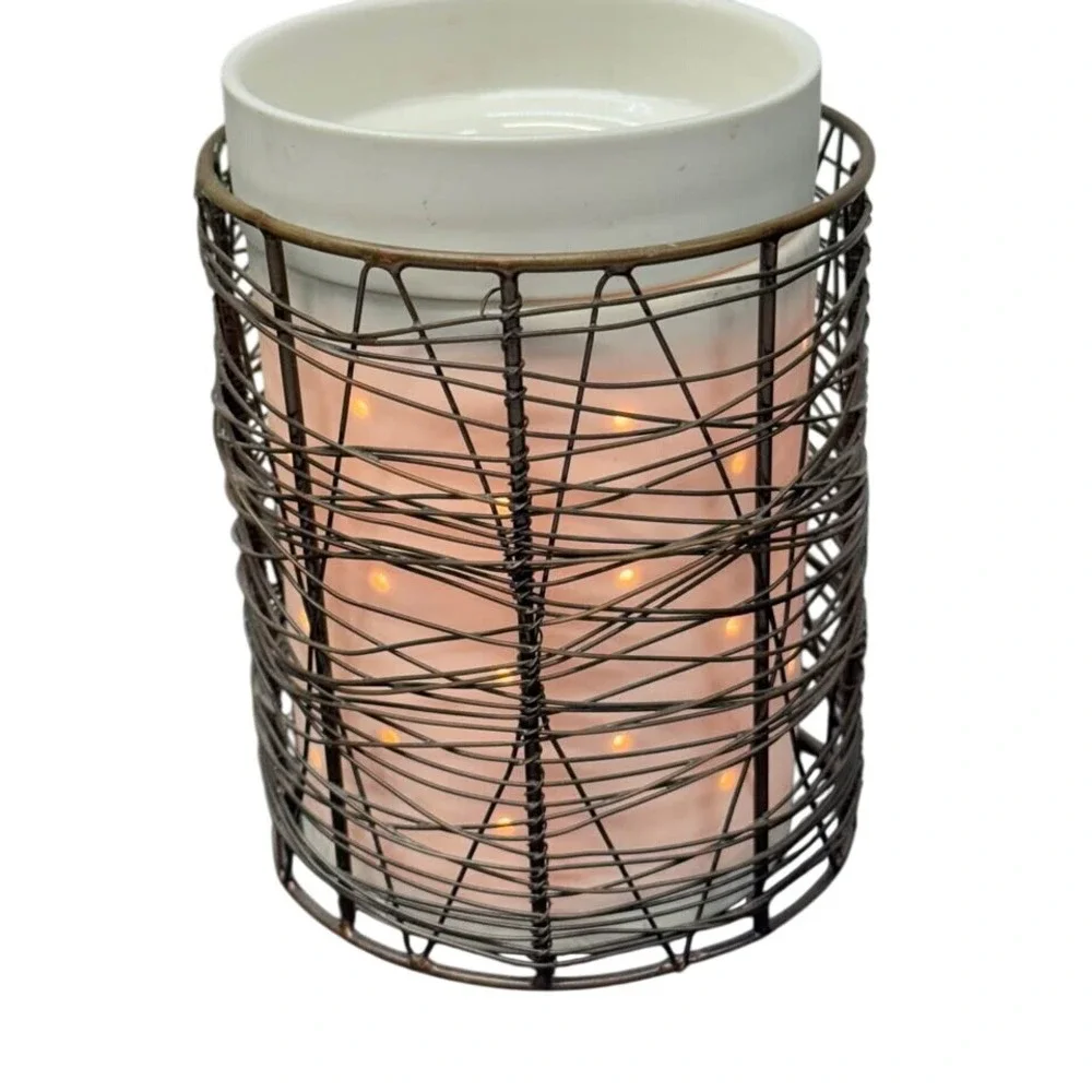 Scentsy Core Glowing Full Sz‎ Warmer, 3 Wraps Loom+Nativity+Halloween+Stand HTF
